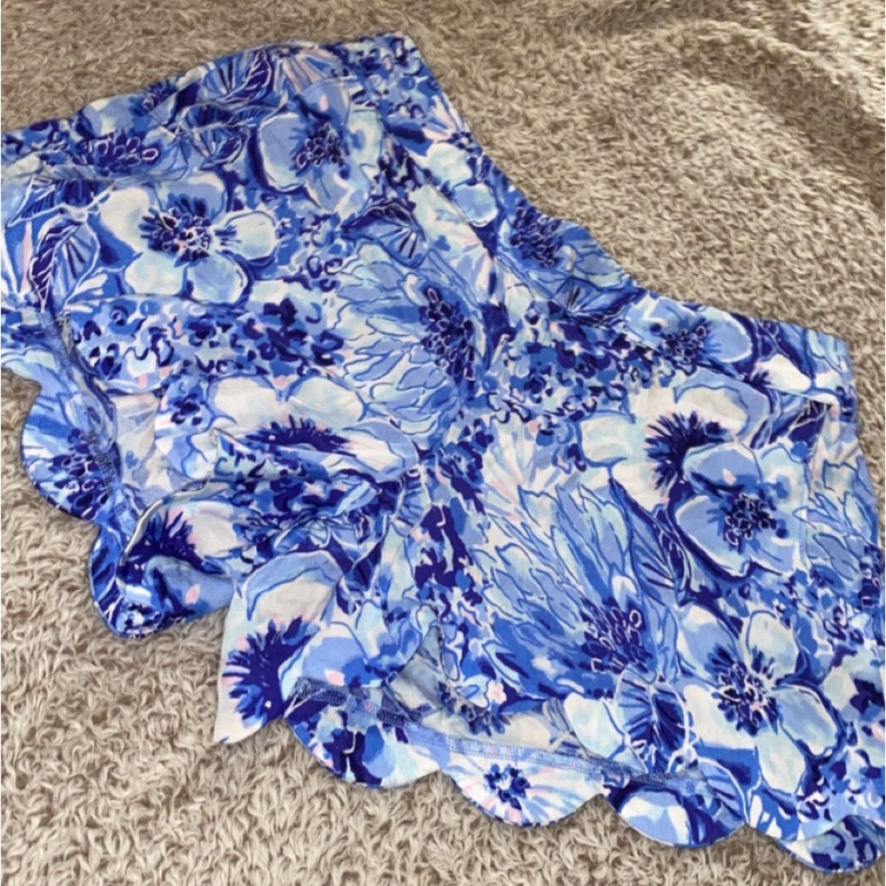 Lily Pulitzer womens shorts never worn before